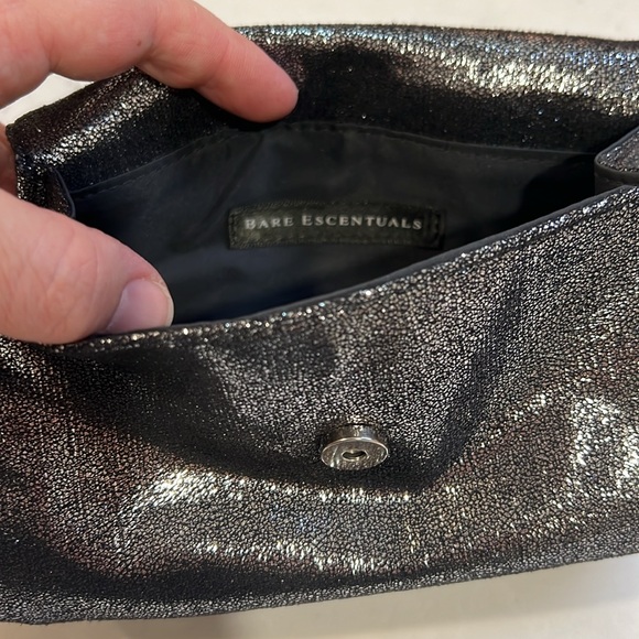 Bare Escentuals makeup dark gray makeup bag! - Picture 2 of 3